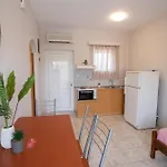 Stavi 2 Kalamata